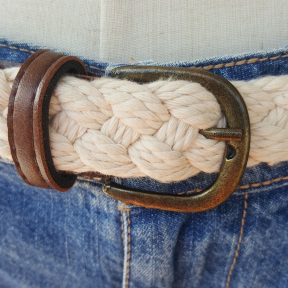 VINTAGE ♡ Sweet Cream Cotton Braided Belt w/Brown Trim 'n Bronze Hardware S/M - Picture 8 of 10